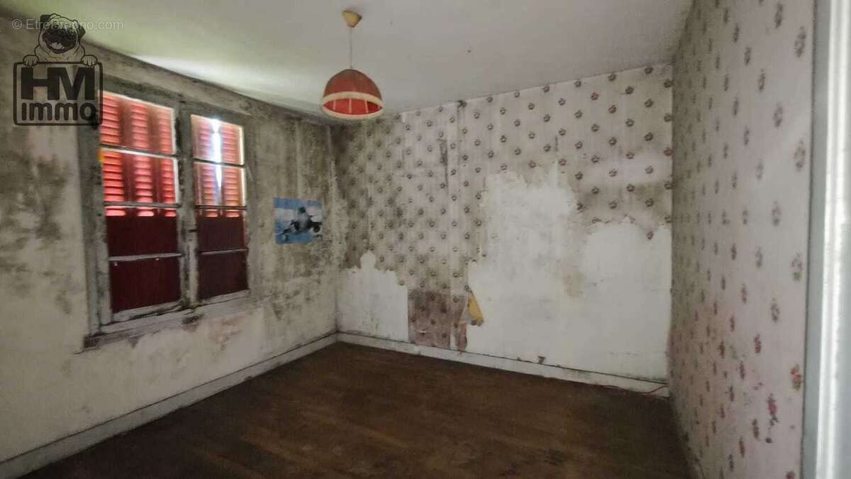 n°3 - Maison à LA MEYZE