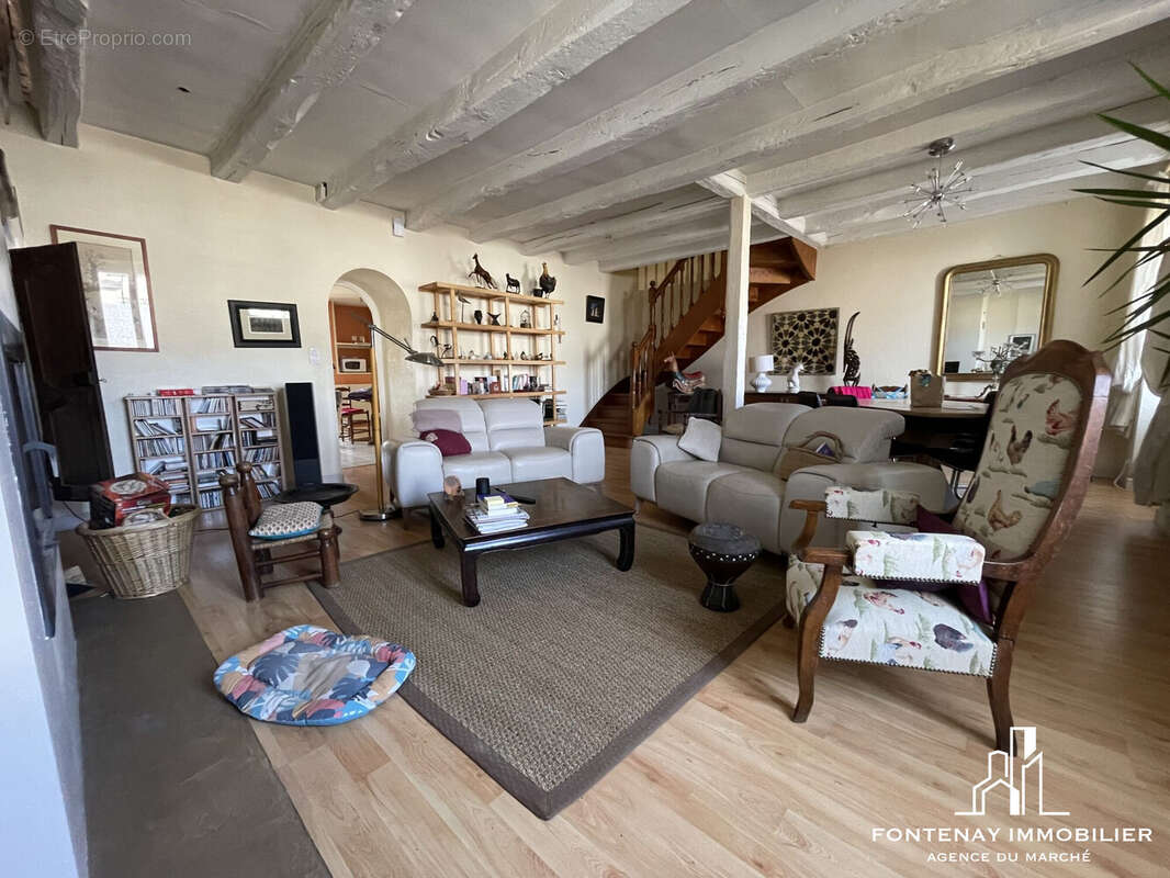 Maison à FONTENAY-LE-COMTE