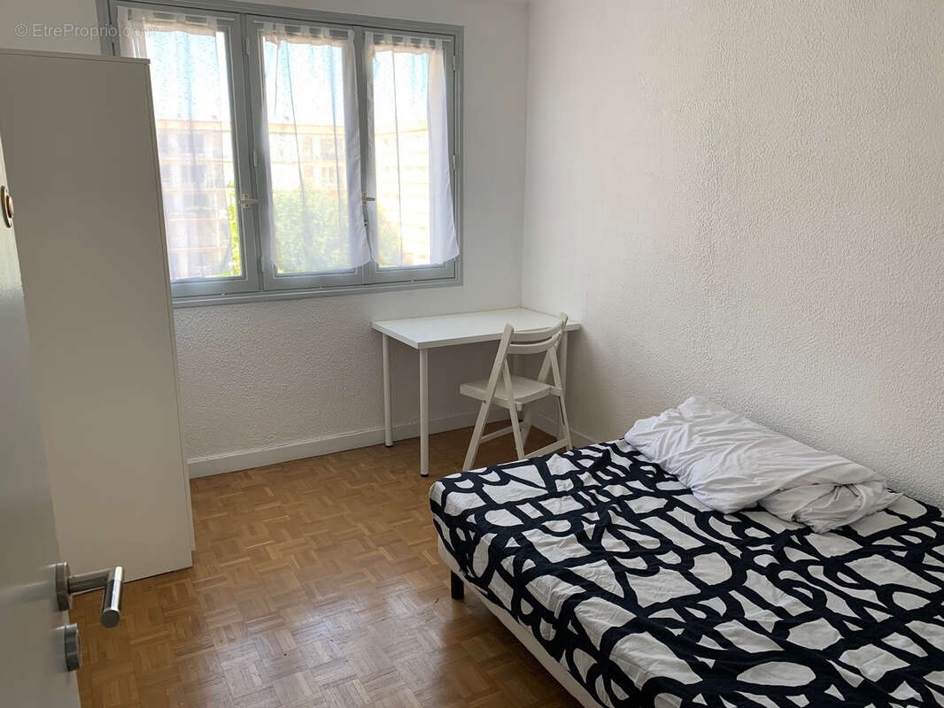 Appartement à BRON