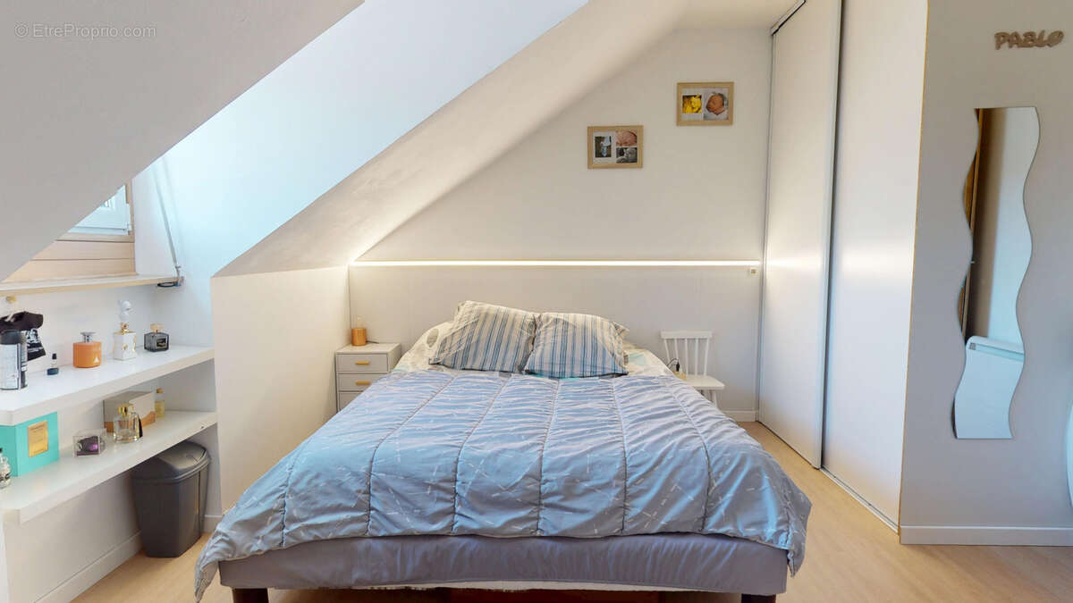 Maison à SARTROUVILLE