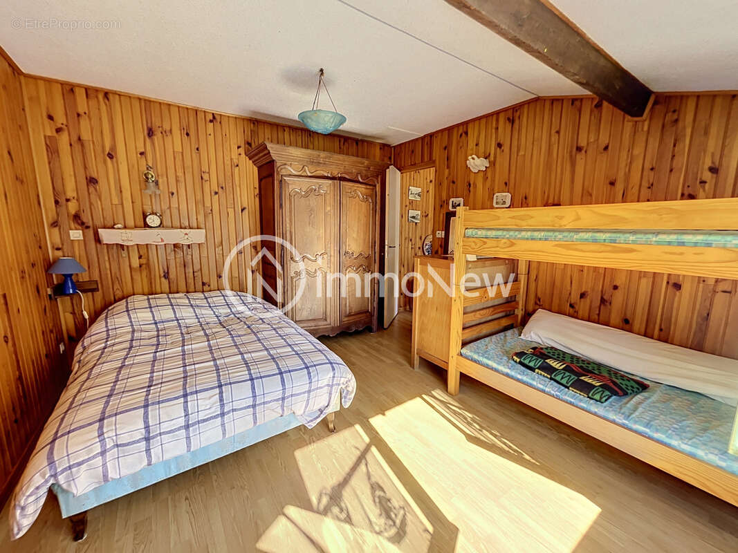 Maison avec terrain constructible et batiment à rénover   champeaux 50530 - photo 10