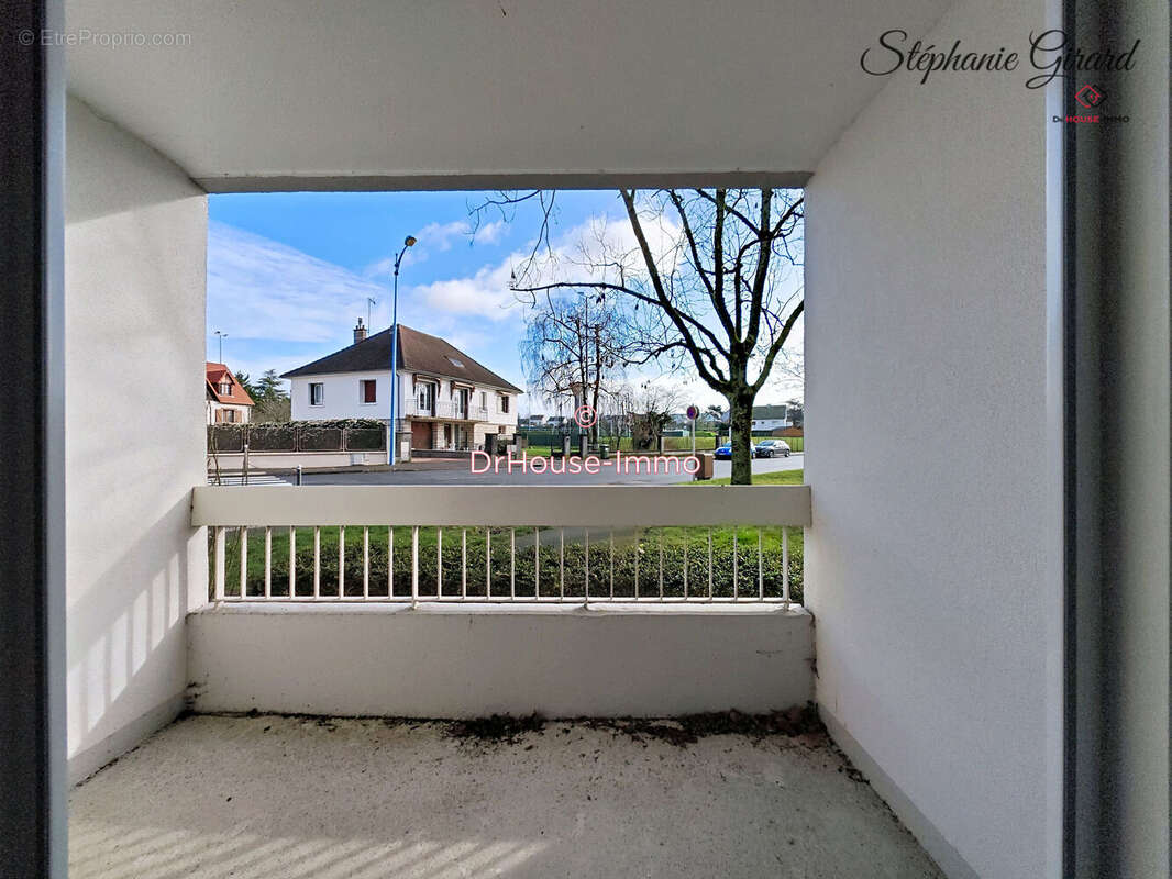 Appartement à FLEURY-LES-AUBRAIS