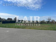 Terrain à LE MELE-SUR-SARTHE