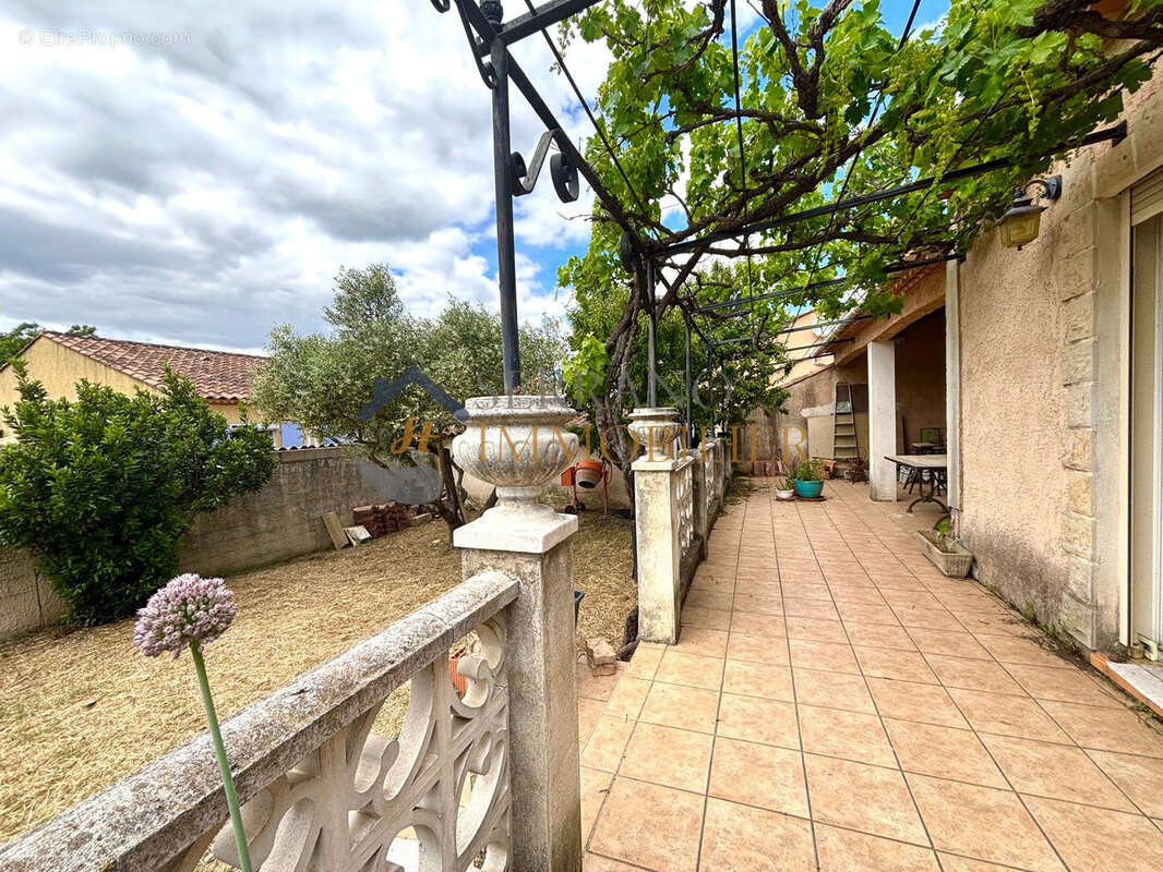 Maison à BEAUCAIRE