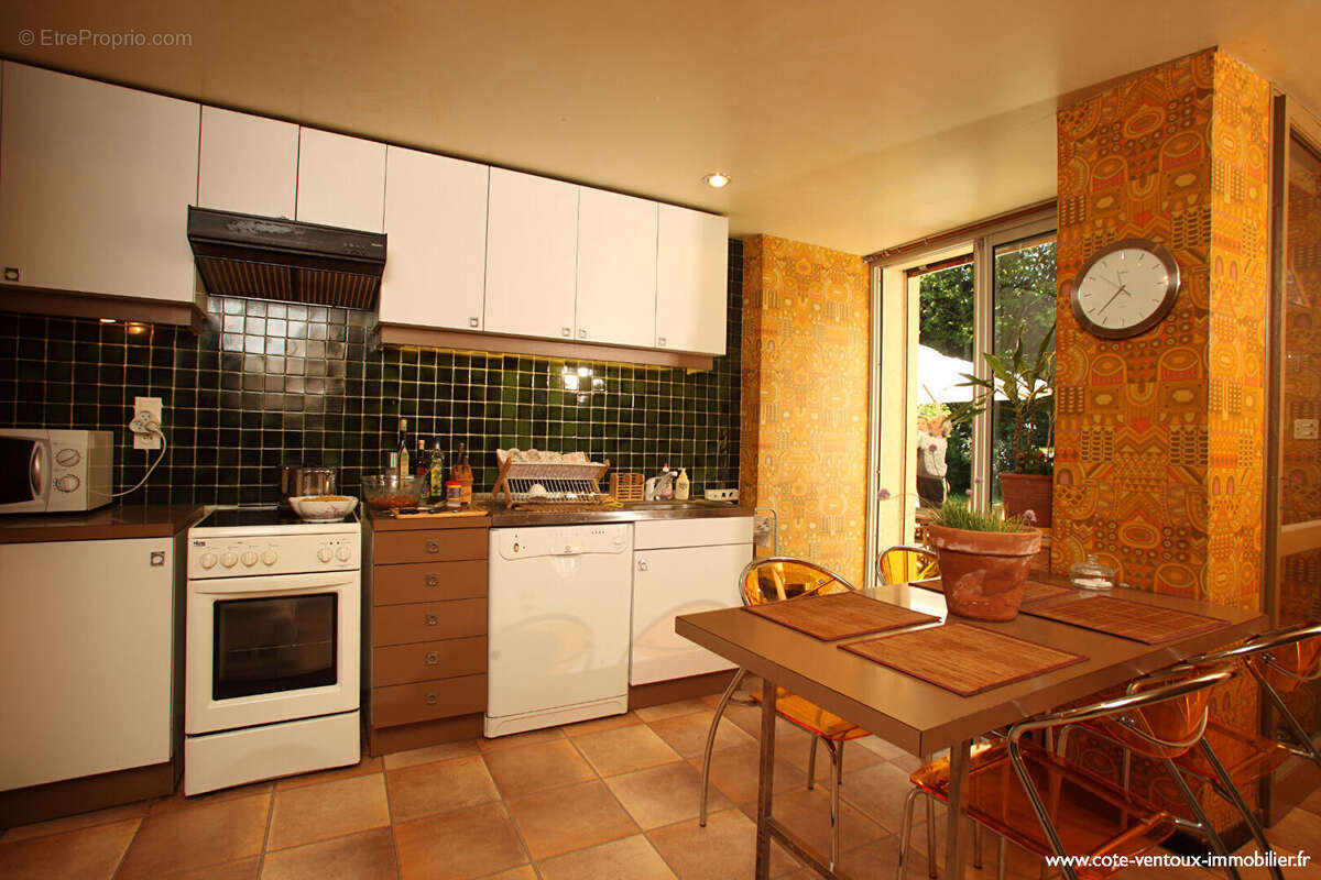 Maison à MORIERES-LES-AVIGNON