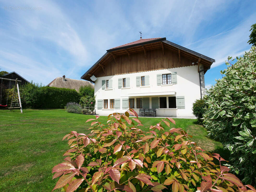 Maison à ETAUX