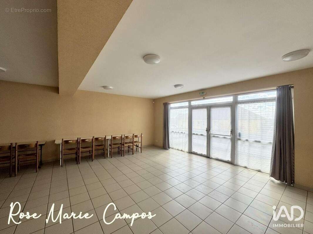 Photo 8 - Commerce à MONTCEAU-LES-MINES