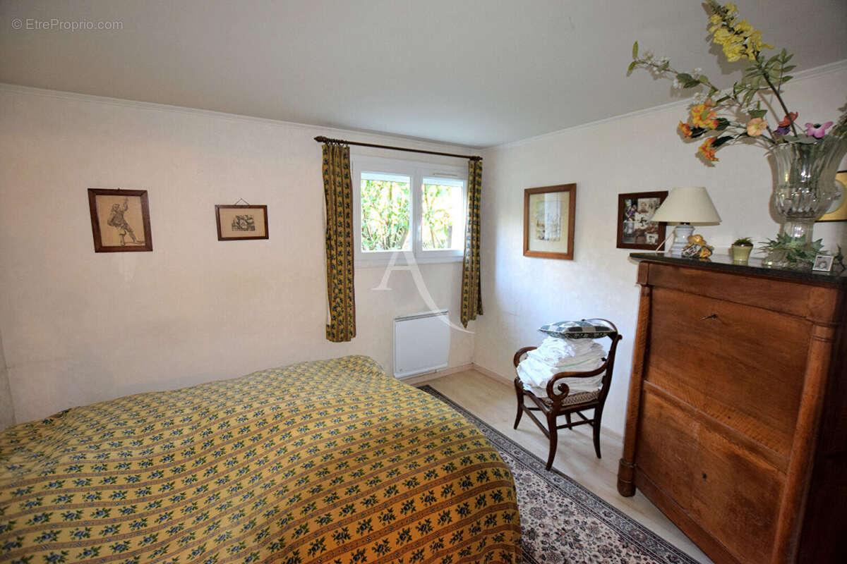 Maison à GIF-SUR-YVETTE