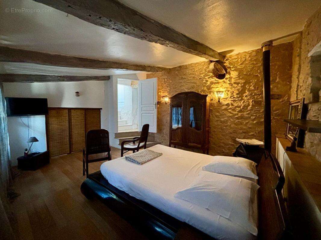 Authentique Mas Provençal : Le charme de la pierre - photo 8