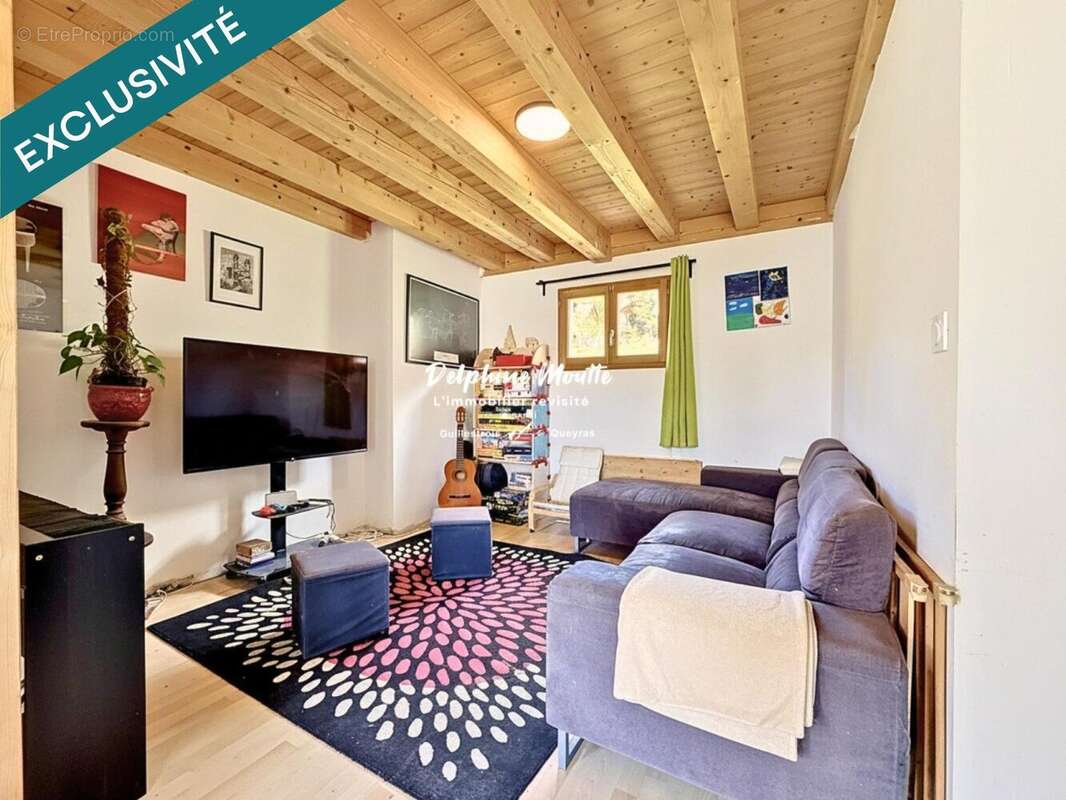 Maison 189 m² à Arvieux  - photo 5