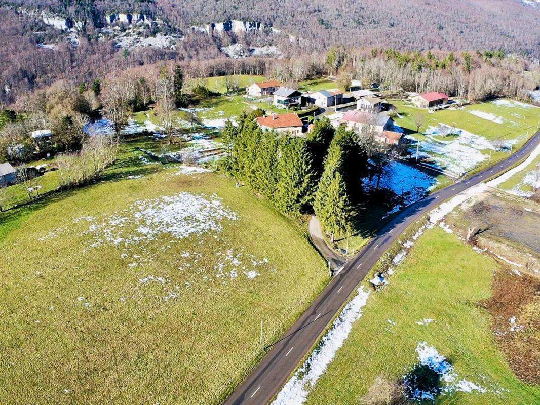 Terrain à SAINT-JULIEN-EN-VERCORS