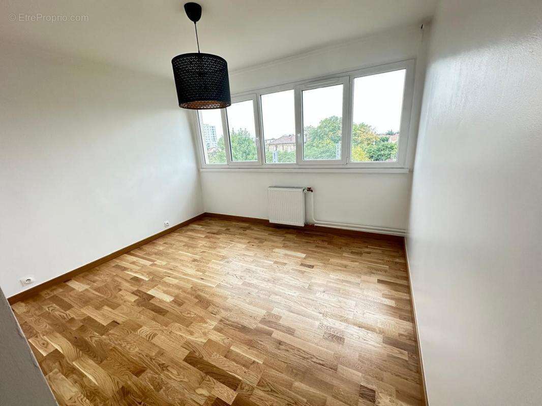 Appartement À Vendre 2P 50M² Balcon, Cave, Place de parking - photo 6