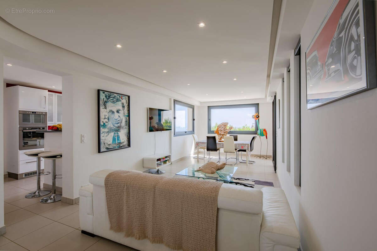 Appartement à LES ISSAMBRES