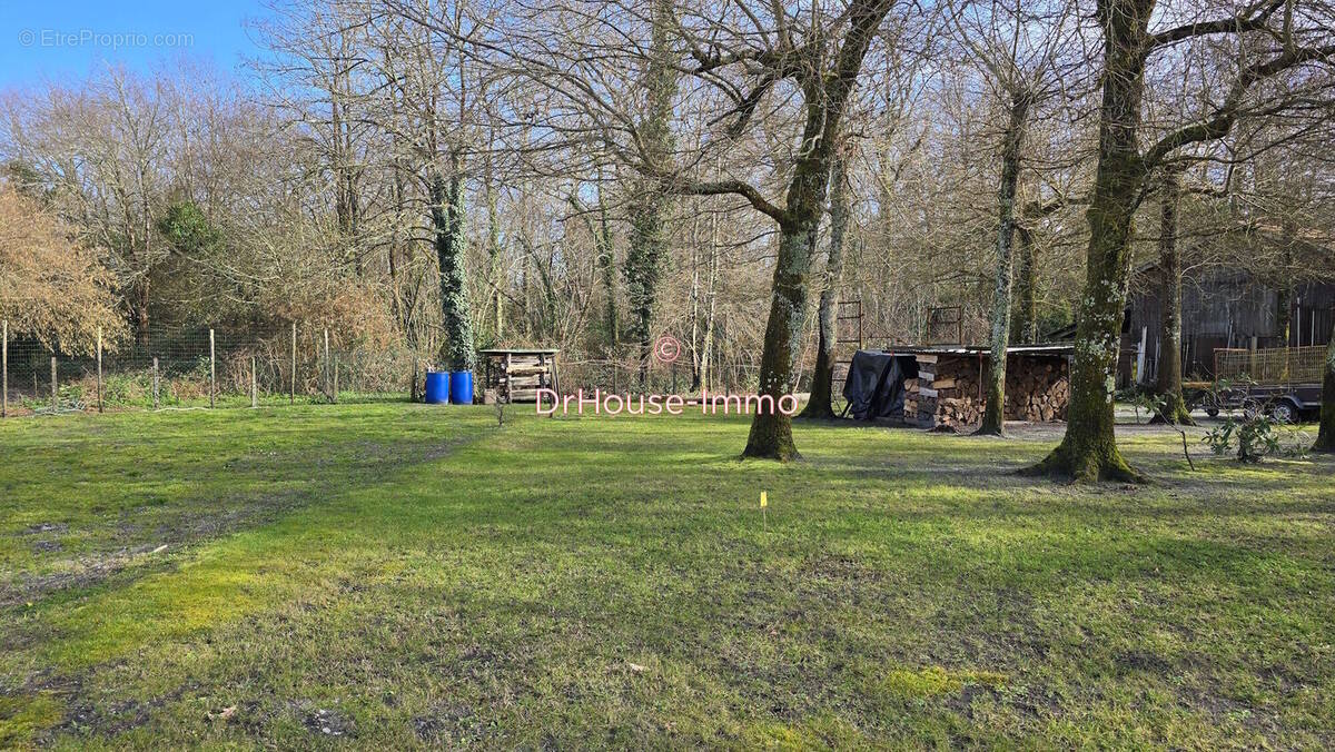 Terrain à ARSAC