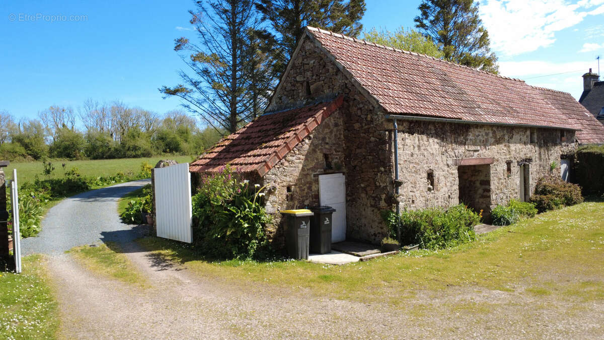 Maison à QUINEVILLE