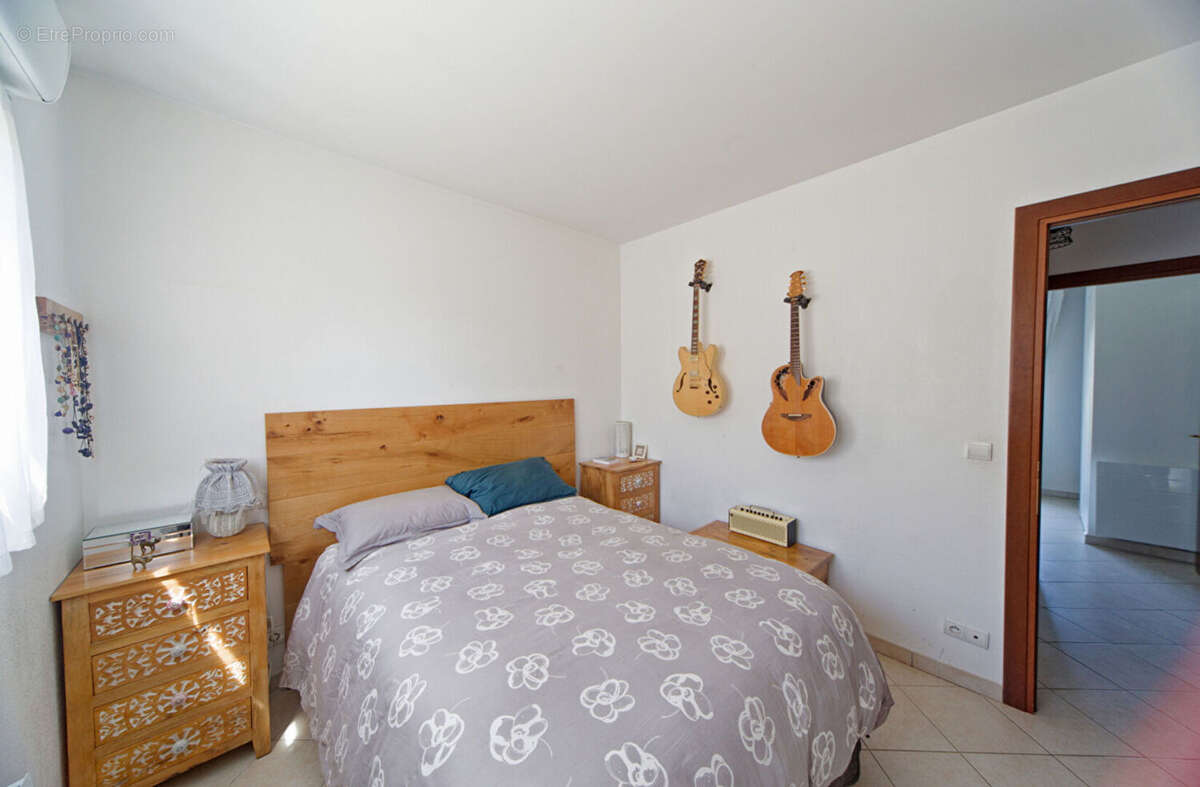 Appartement à LA GAUDE