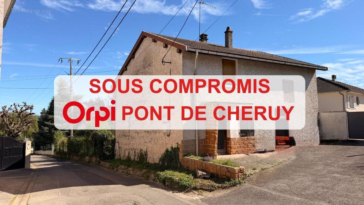 Maison à CHAVANOZ