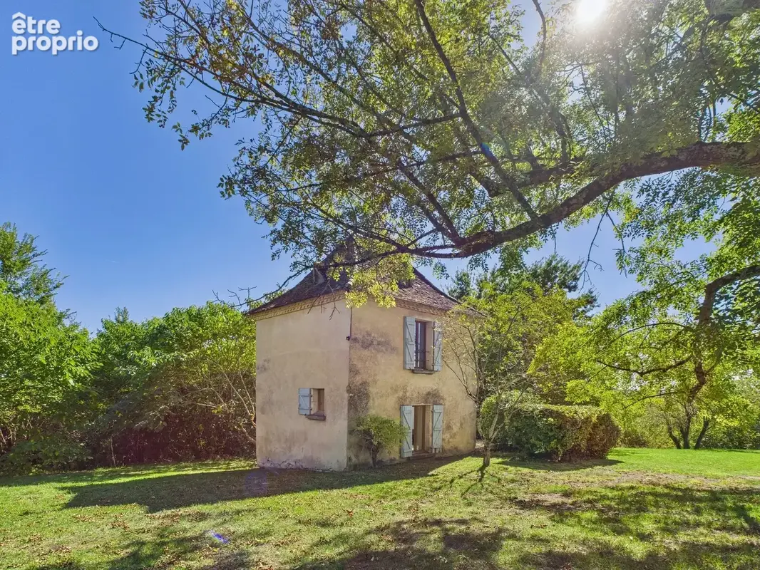 Entre Élégance et Nature : Domaine de Caractère avec Gîtes et Vue Dominante - photo 18