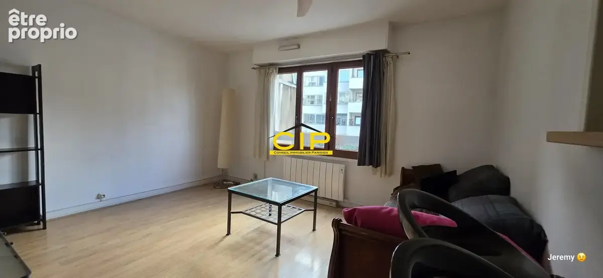 Appartement à PARIS-19E
