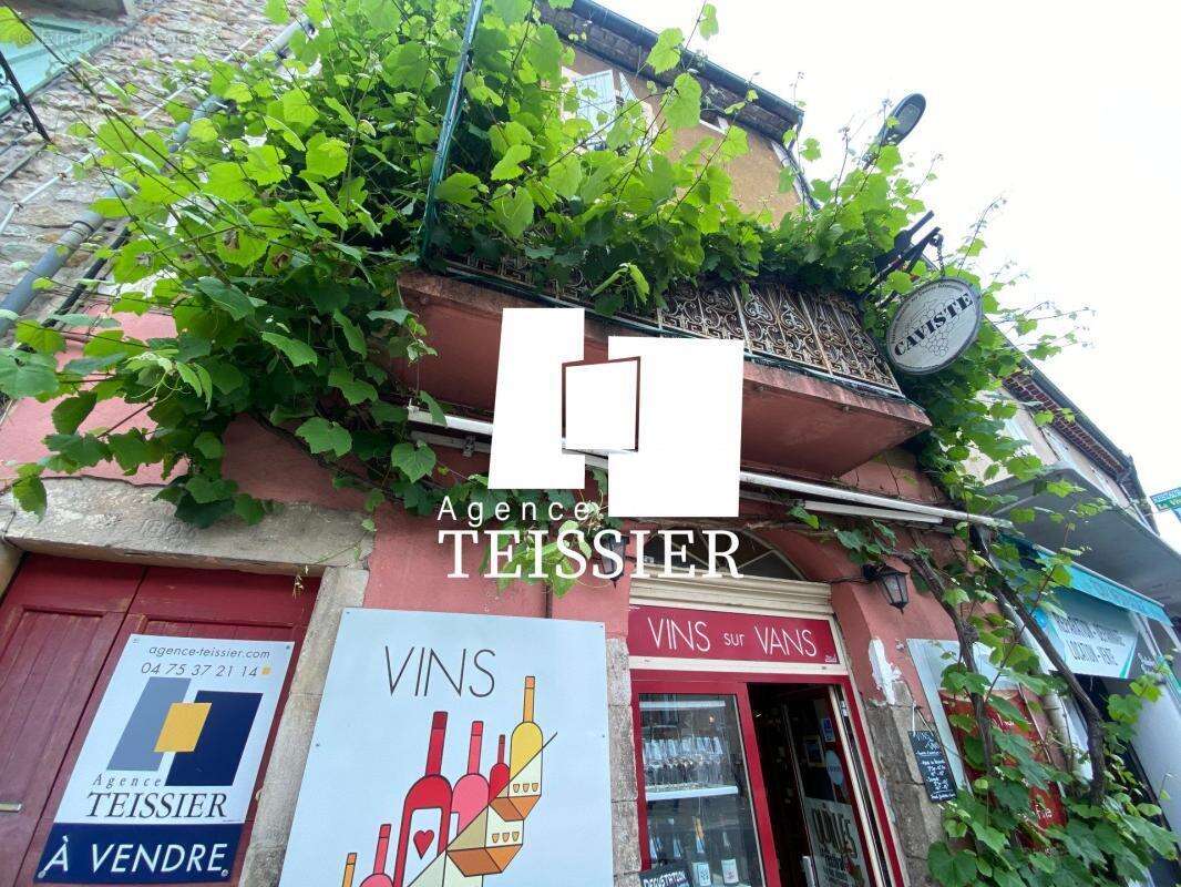 Appartement à LES VANS