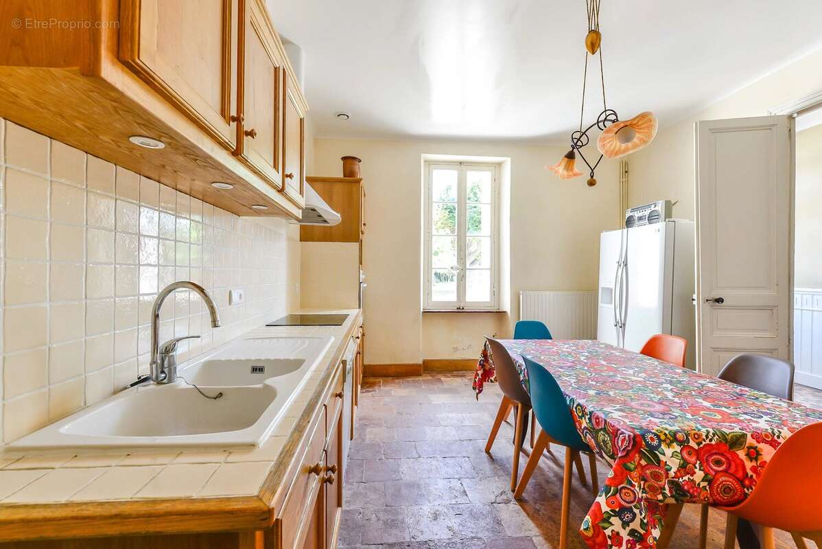 Ensemble immobilier de caractère au cœur d'un village du Minervois - photo 5