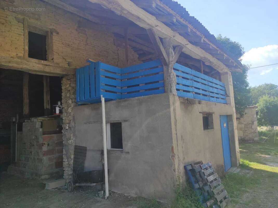 Maison 120 m² à Montpezat-De-Quercy  - photo 15