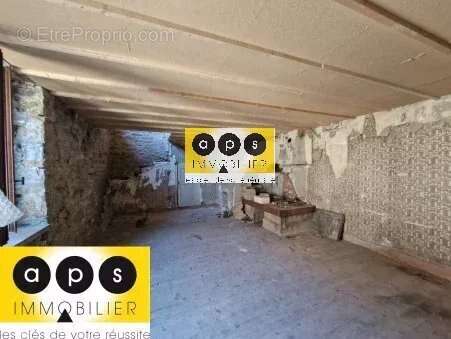 Appartement à POLIGNY