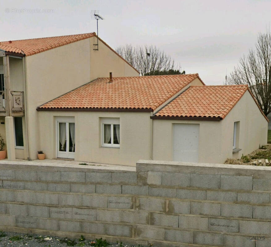 Maison à MESCHERS-SUR-GIRONDE