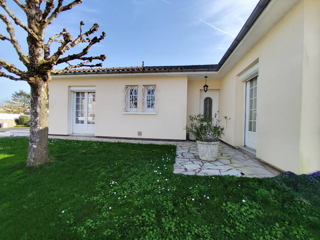 Maison à POITIERS