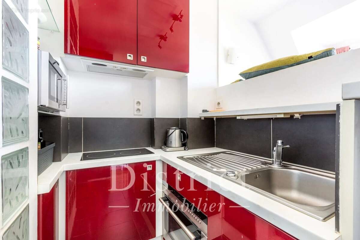 Appartement à PARIS-7E