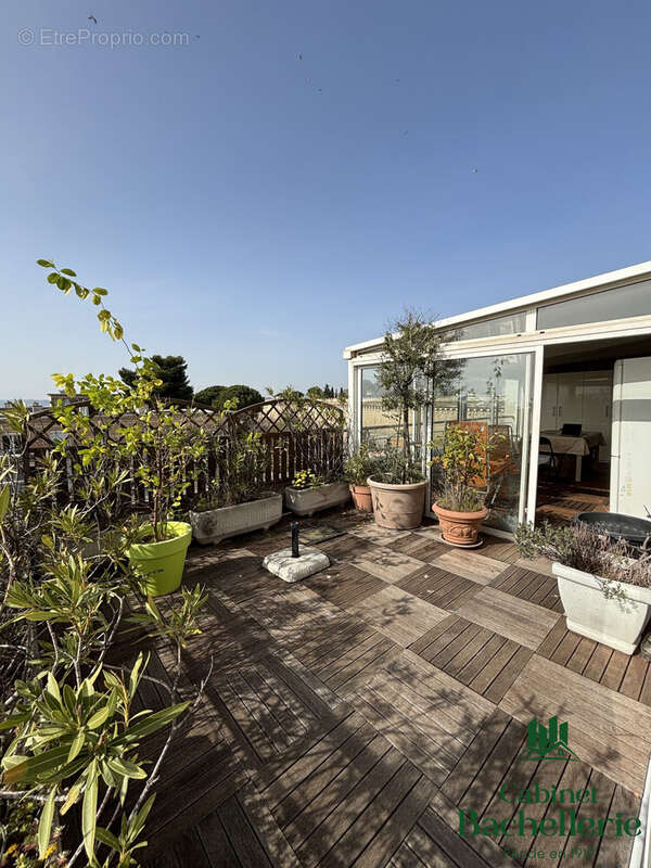 Appartement à MARSEILLE-12E