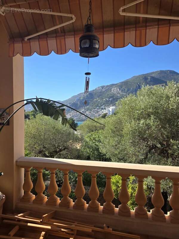 Appartement à ROQUEBRUNE-CAP-MARTIN