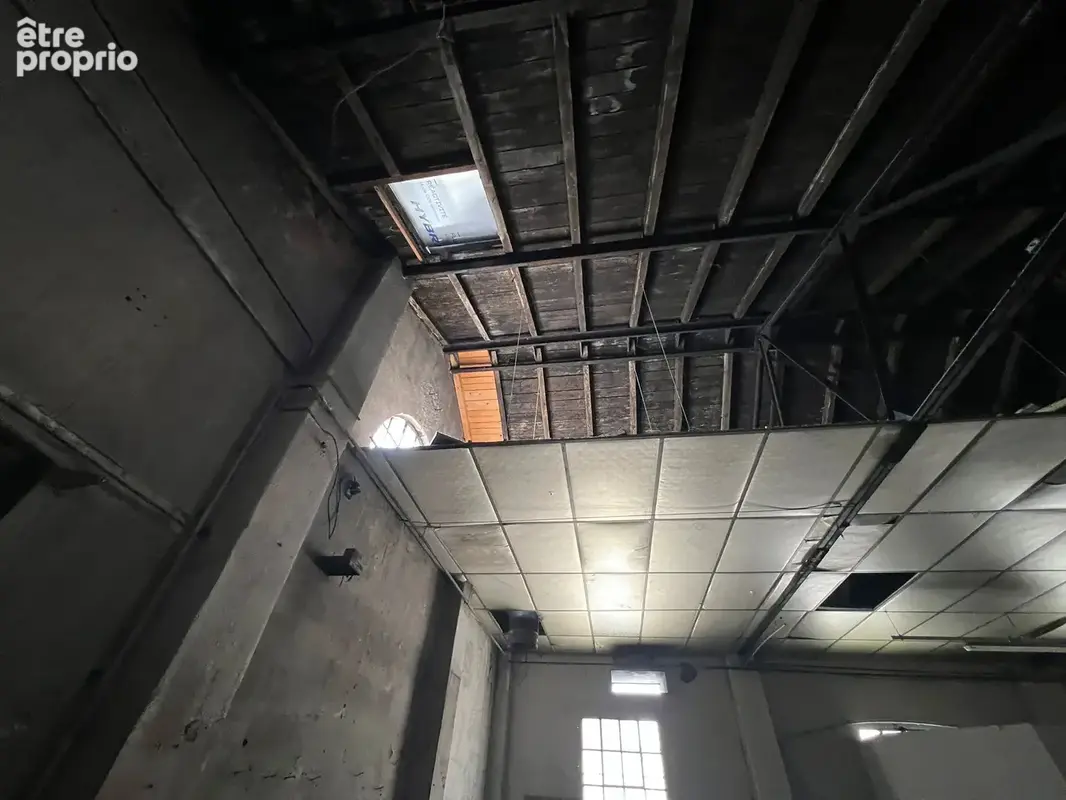 VENDRE   Local commercial de 530 m2 avec possibilité d’extension jusqu’à 2 500 m2   Emplacement no1 - photo 6