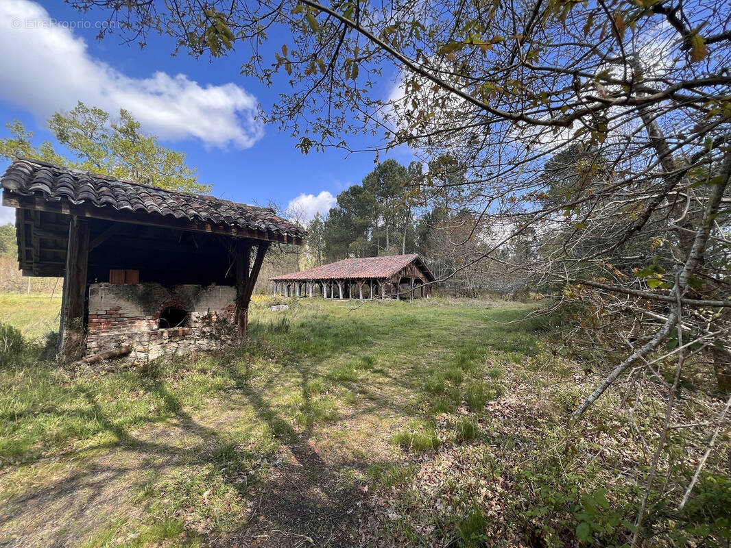 Maison à ONESSE-ET-LAHARIE