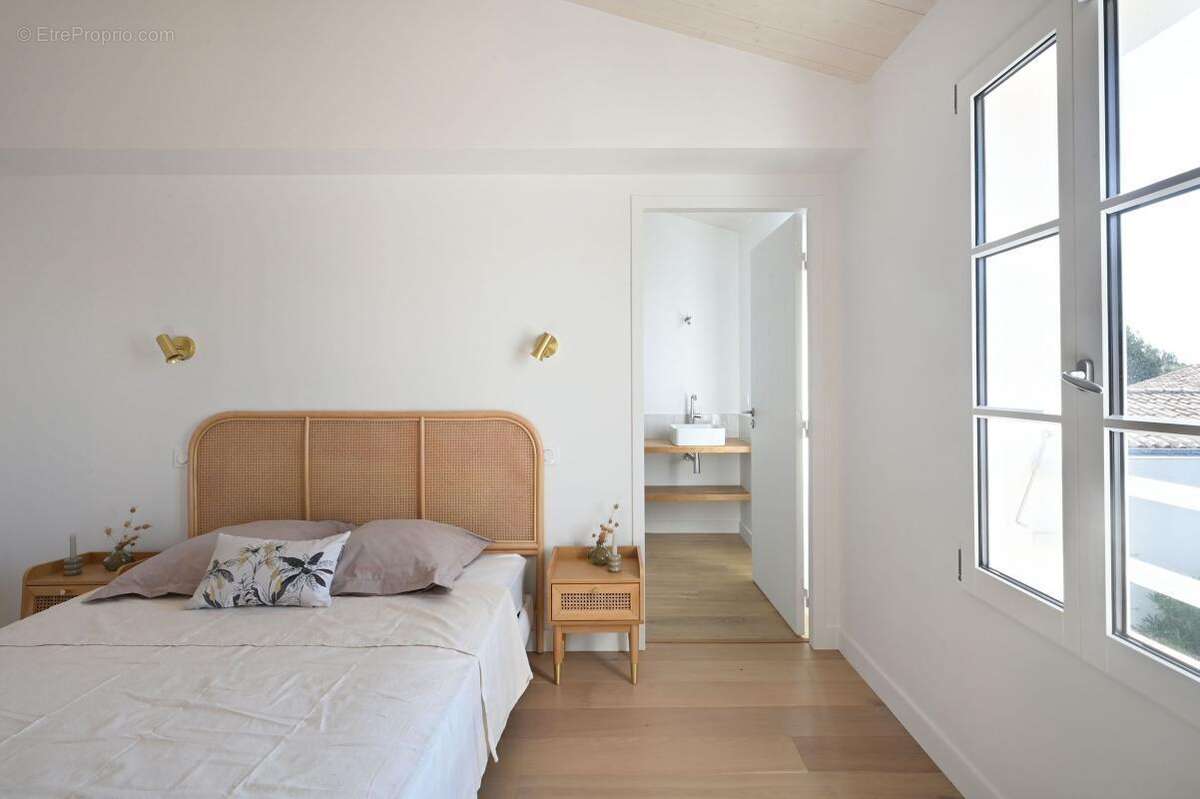 Maison à SAINT-MARTIN-DE-RE