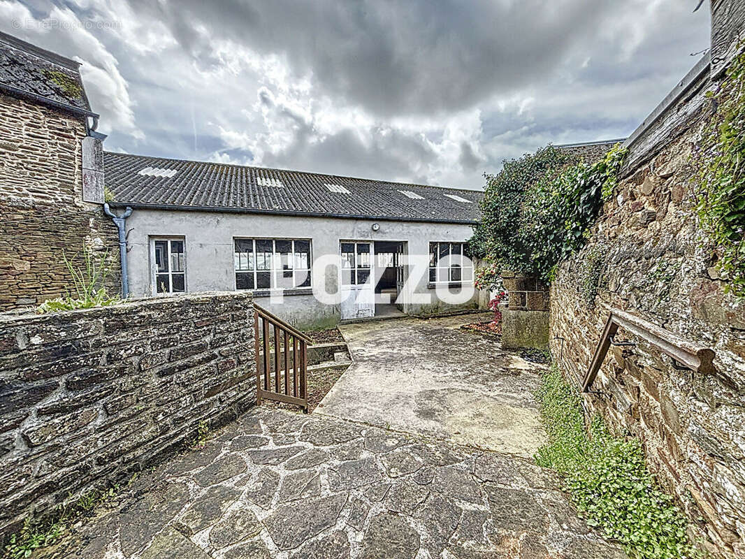 Commerce à SAINT-JAMES