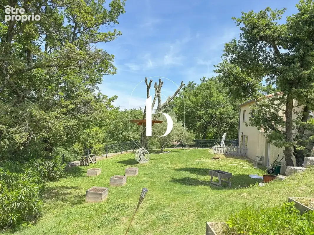 Photo Maison à Barjac au prix de 395 000€