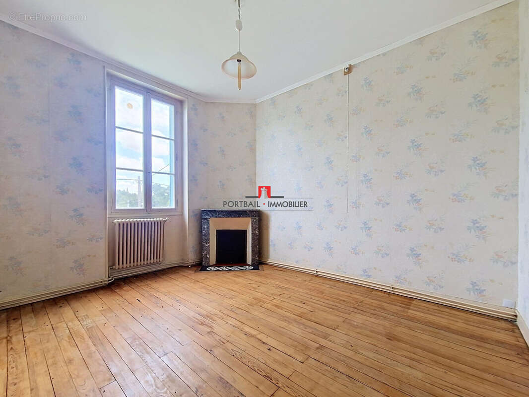 Maison 121 m² à Lansac  - photo 9