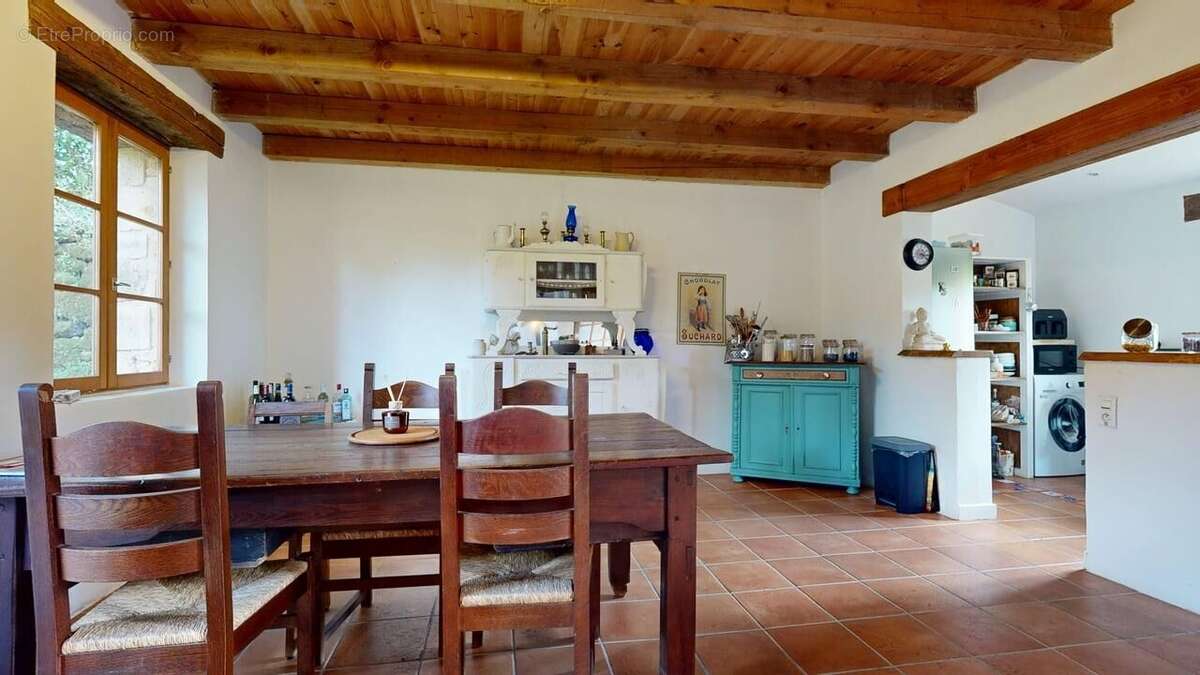 Maisonancienneavecdependance04172026110149 - Maison à LE BUISSON-DE-CADOUIN