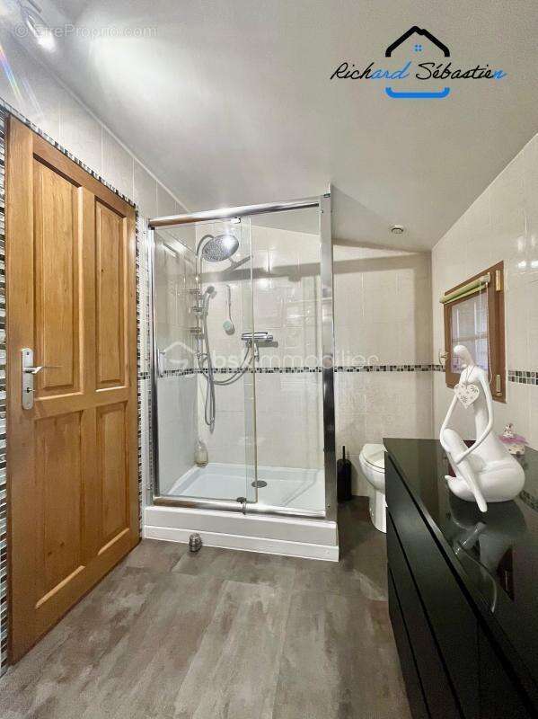 Maison à POIX-TERRON