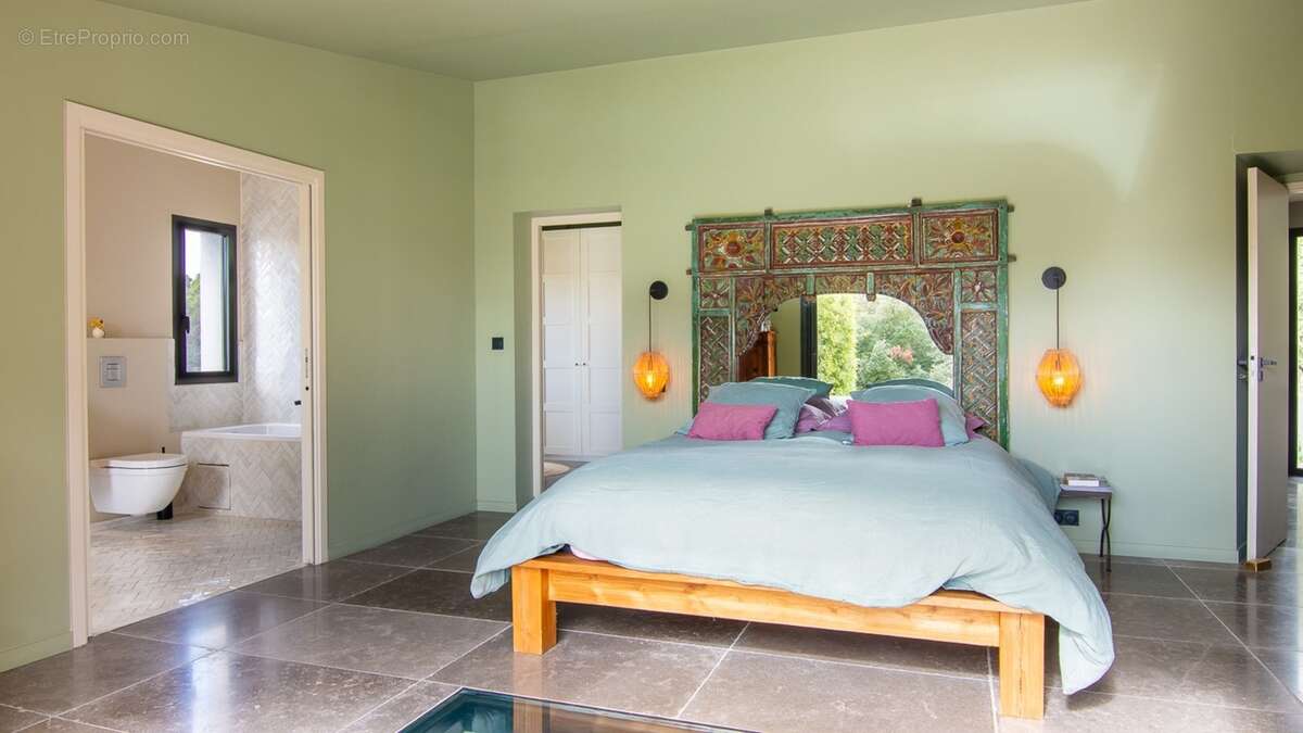 Saint-Marc-Jaumegarde — 342 m² habitables, dont 265 m² de plain-pied, à 7,8 km du Cours Mirabeau - photo 12