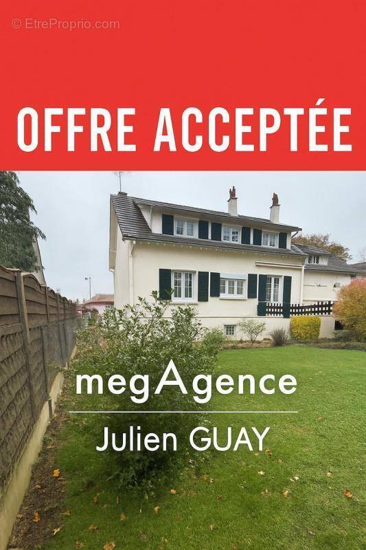 Maison à SAINT-PAVACE