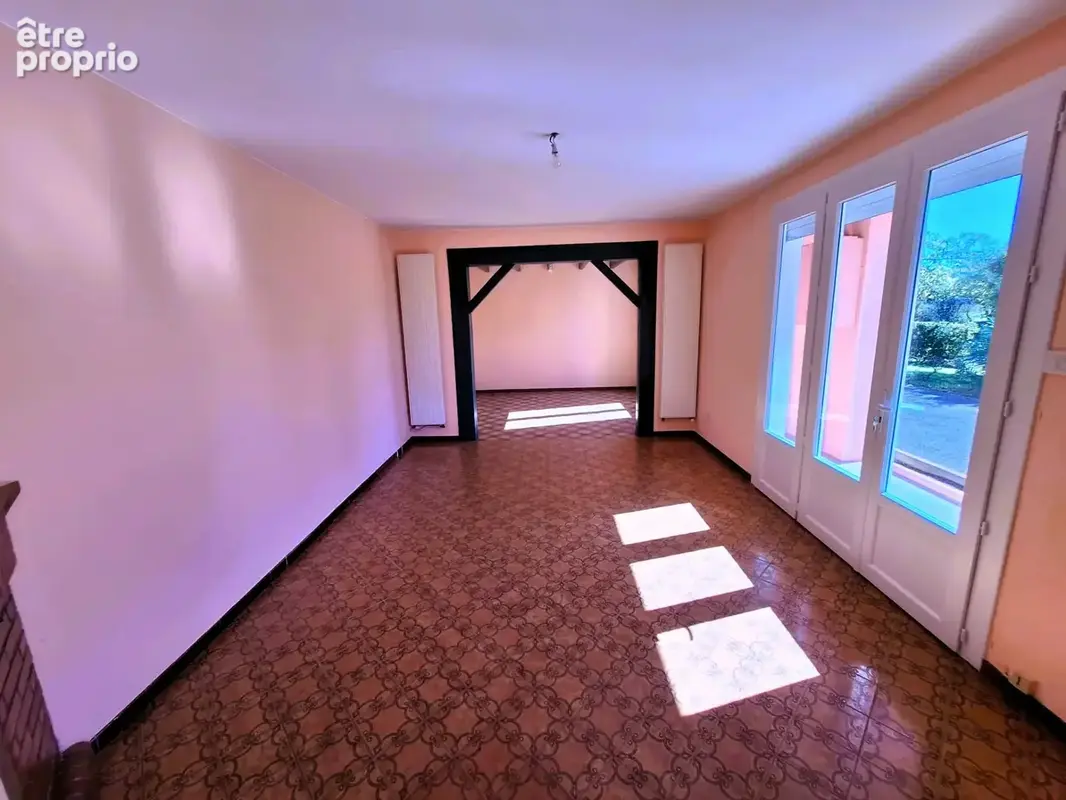  À VENDRE  Maison 3 chambres avec garage de 50 m² et terrain de 2 500 m² à Vergoignan - photo 10