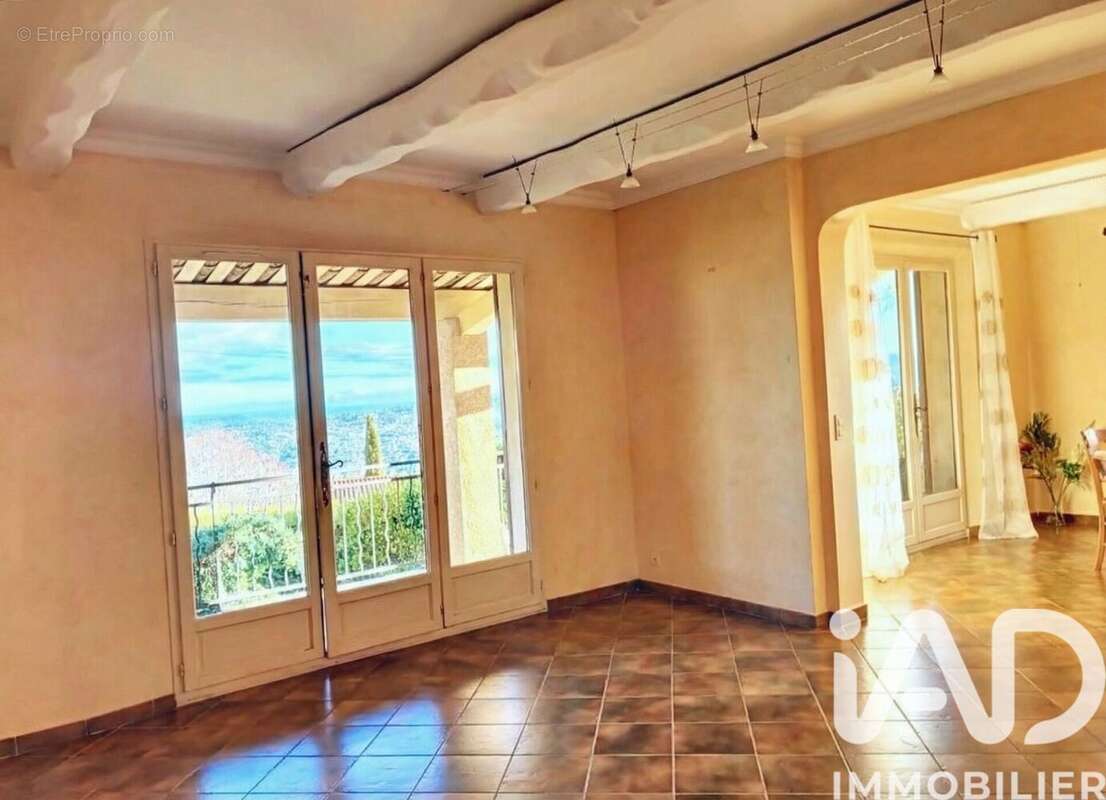 Photo 4 - Maison à LE TIGNET