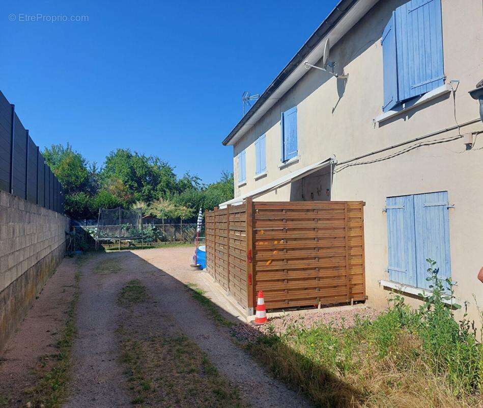 Appartement à GUEUGNON