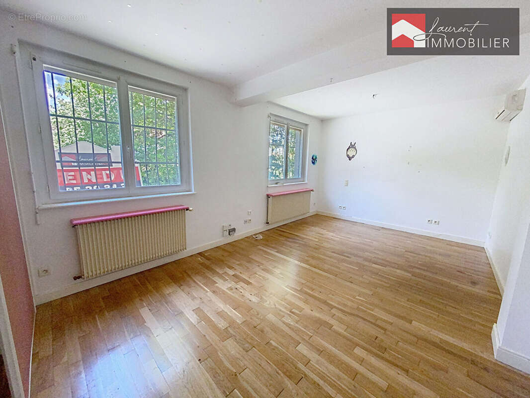 Maison à PONT-DE-VAUX