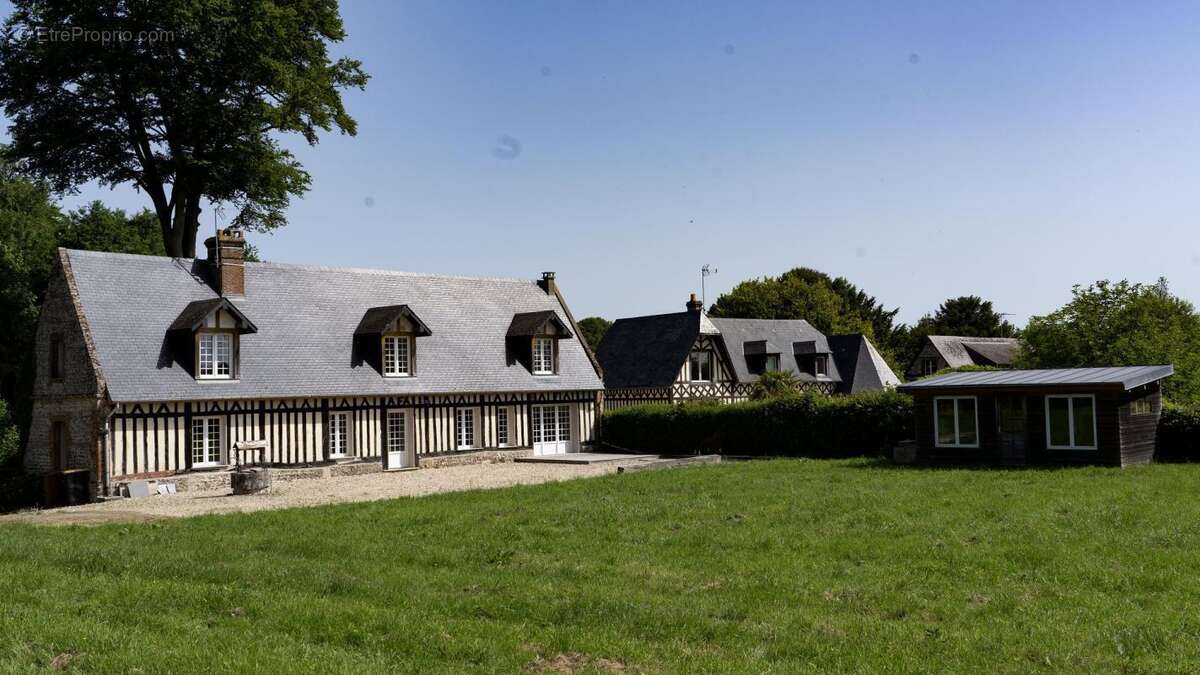 Maison à SAINT-RIQUIER-ES-PLAINS