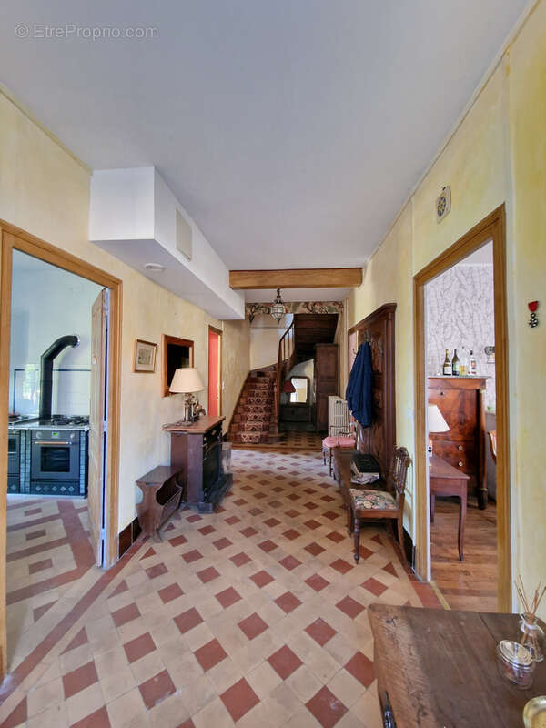 Maison à CEYZERIEU