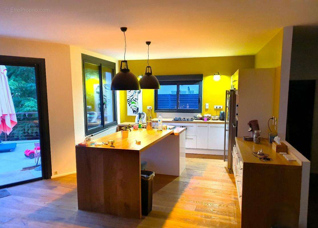 Maison à VILLEFRANCHE-DE-ROUERGUE