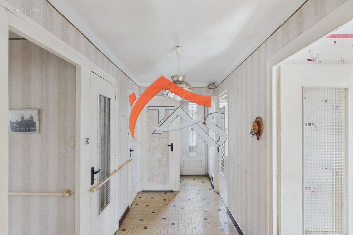 Maison à LA GRAND-CROIX